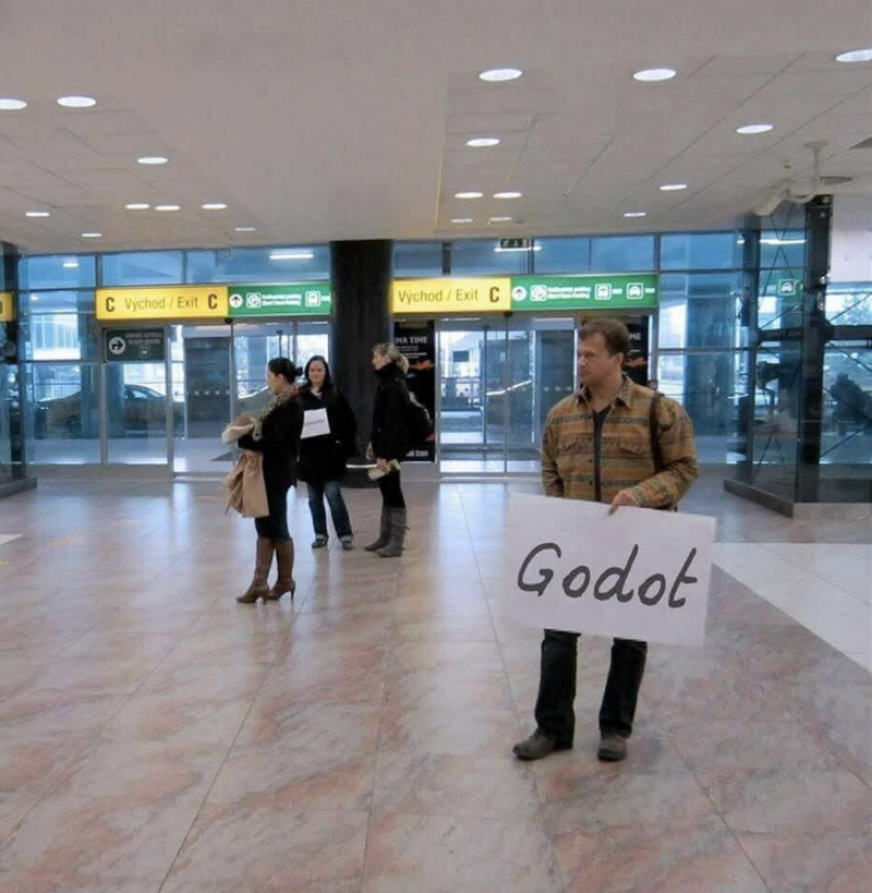 Carl Kruse Blog - Waiting for Godot - Prague Airport